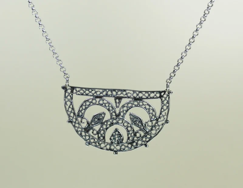 22-002 b Gargantilla Aro Nazarí